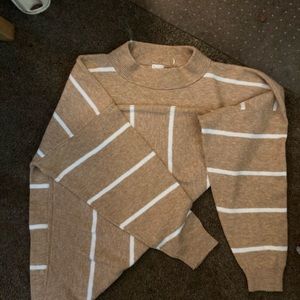 Oversized sweater xxl but is actually a XL if you like a normal fit